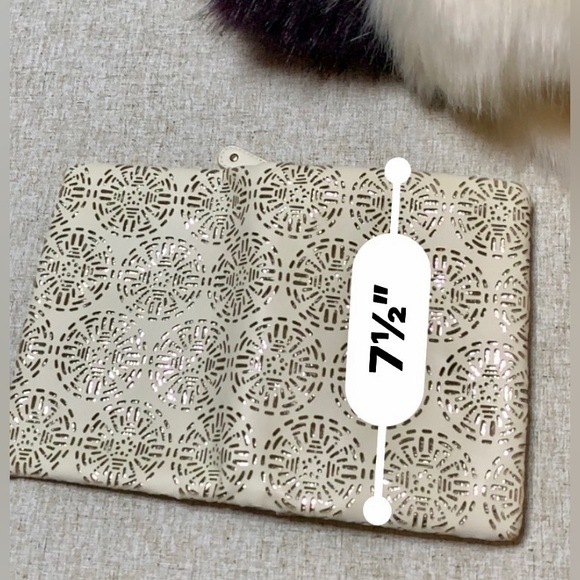 🌸Street Level Clouch, New, Khaki/Gold🌸#STREET - Picture 9 of 11